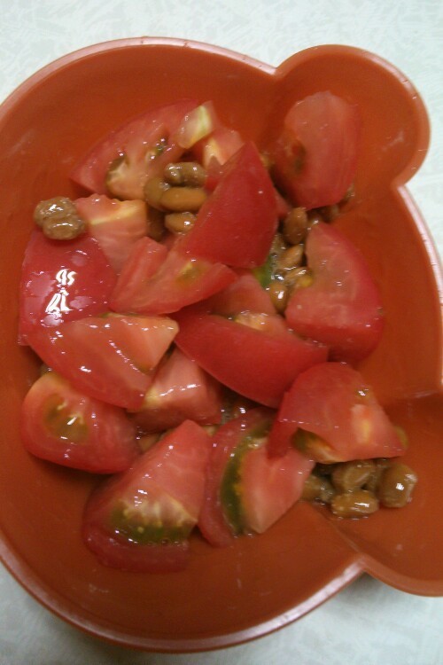 トマト納豆の画像