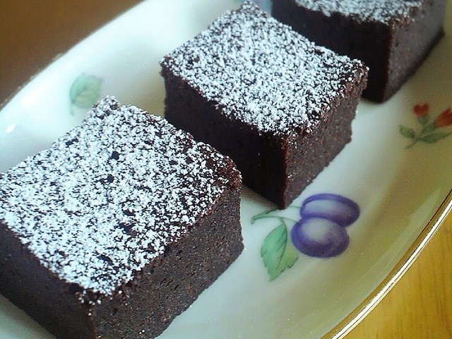 超簡単しっとり濃厚チョコケーキ レシピ 作り方 By さかな芋 クックパッド 簡単おいしいみんなのレシピが374万品