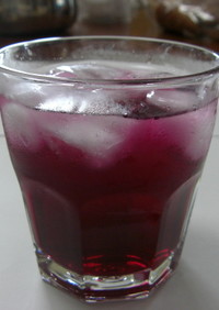 猛暑日に赤紫蘇ジュース