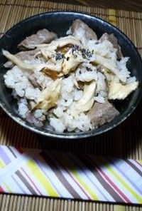 牛松茸ごはん　京都カフェ