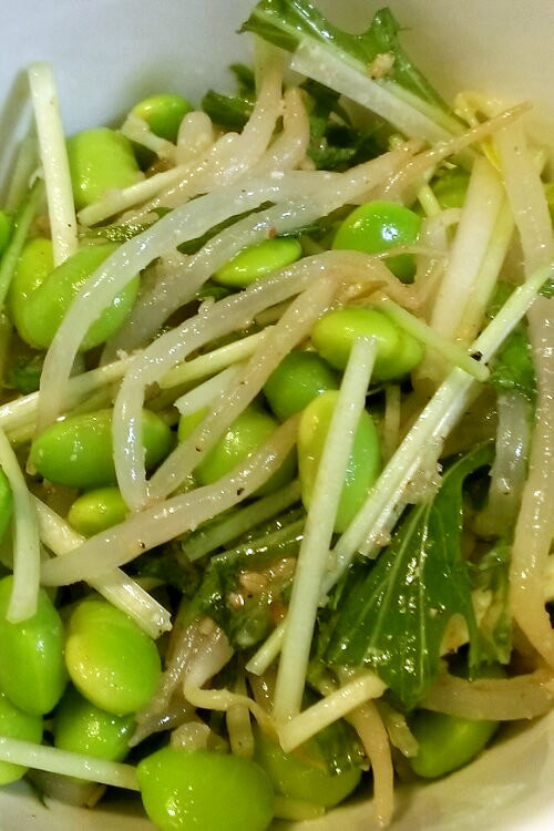 【簡単♪】枝豆と水菜のナムル風サラダの画像