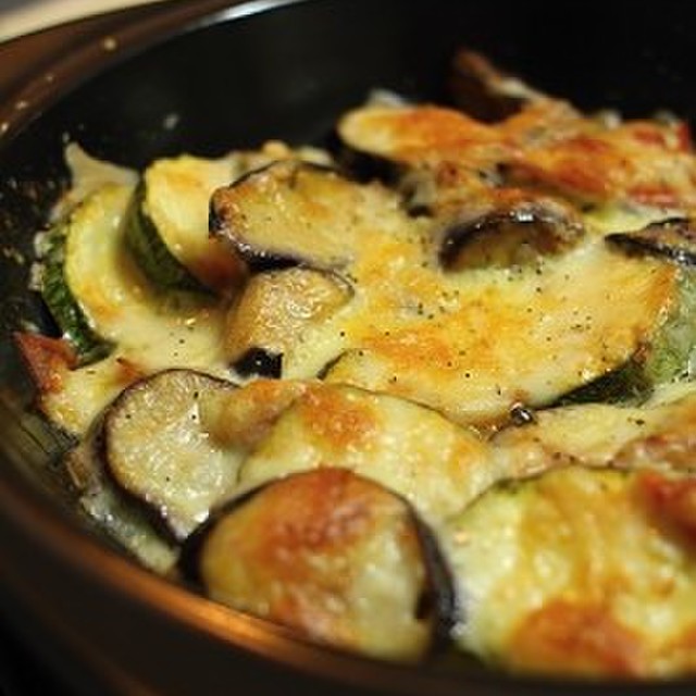 なすとズッキーニと完熟トマトのチーズ焼き レシピ 作り方 By Misoryouri クックパッド