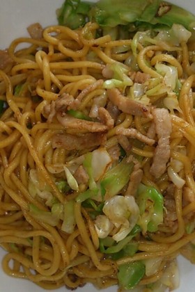 キャンプの定番!ガリマヨ焼きそば
