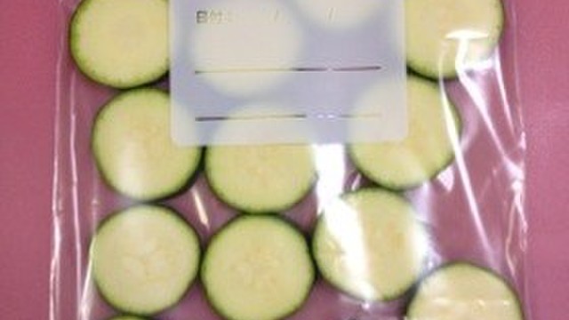 生のままで ズッキーニの冷凍保存方法 レシピ 作り方 By カオリンｋ クックパッド 簡単おいしいみんなのレシピが358万品