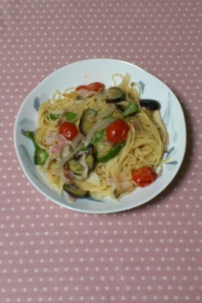 夏野菜のペペロンチーノの写真