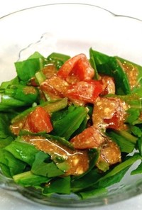 ゆーまい菜（油麦菜）とトマトのサラダ