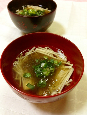 簡単♪えのき・ととろ昆布のお吸い物