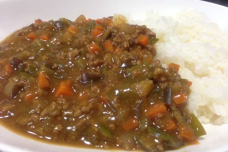 誰でも簡単で時短 夏野菜のキーマカレー レシピ 作り方 By 梅見月23 クックパッド