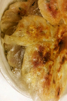 パリッパリ!羽根つき餃子の焼き方