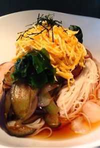 【簡単】錦糸卵と野菜炒め乗っけ盛り素麺