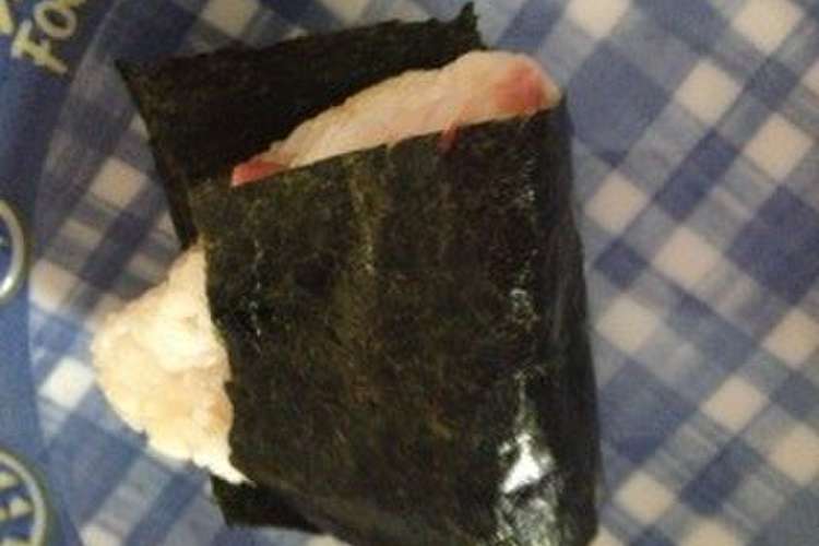 スパムチーズおにぎり レシピ 作り方 By Ayadong クックパッド 簡単おいしいみんなのレシピが354万品