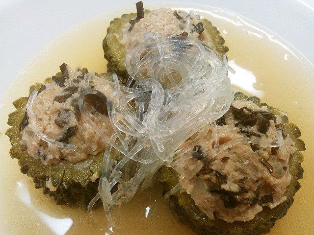 タイ風 ゴーヤの肉詰めスープの画像