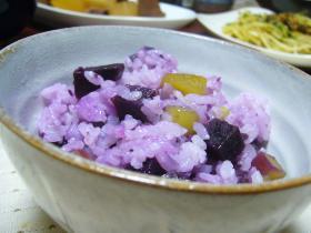 ☆紫と黄色のさつまいもご飯☆