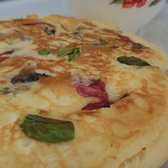 エディブルフラワーでパンケーキ レシピ 作り方 By あとくんタイム クックパッド 簡単おいしいみんなのレシピが351万品