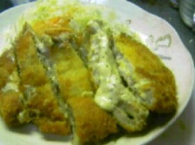 豚カツinチーズマスタード