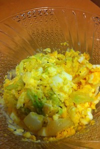 茹で卵が主役のマイルドサラダ