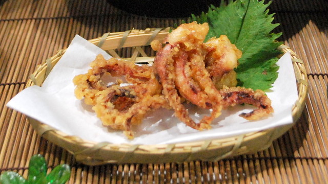 剥げない いかゲソの唐揚げ げそザンギ レシピ 作り方 By Mielle クックパッド 簡単おいしいみんなのレシピが372万品