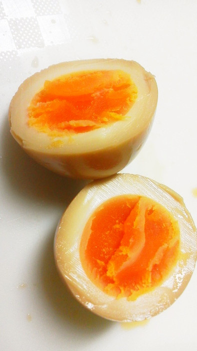 簡単☆昆布つゆ（麺つゆ）で煮卵風味付け卵の写真
