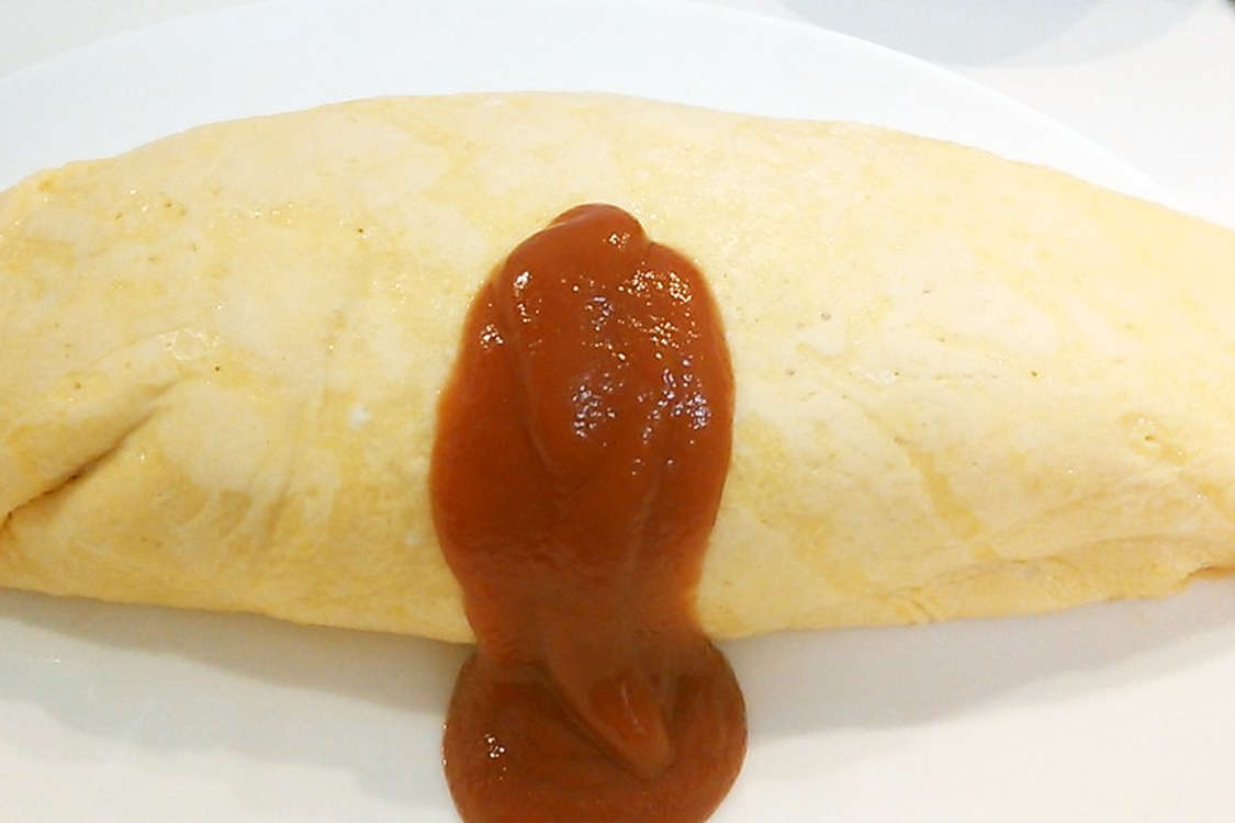 オムライス 人気 レシピ 1位: 【プロ直伝】オムライスの作り方 美しい包み方のコツとレシピ – SQVS