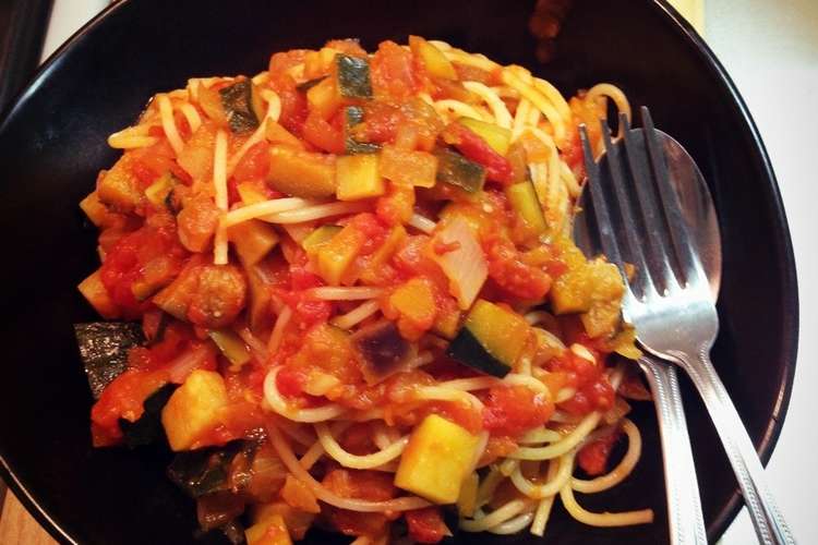 夏野菜のトマトパスタ レシピ 作り方 By はーねーむ クックパッド 簡単おいしいみんなのレシピが373万品