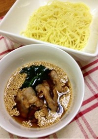 生中華麺・豚肉・ほうれん草で冷やしつけ麺