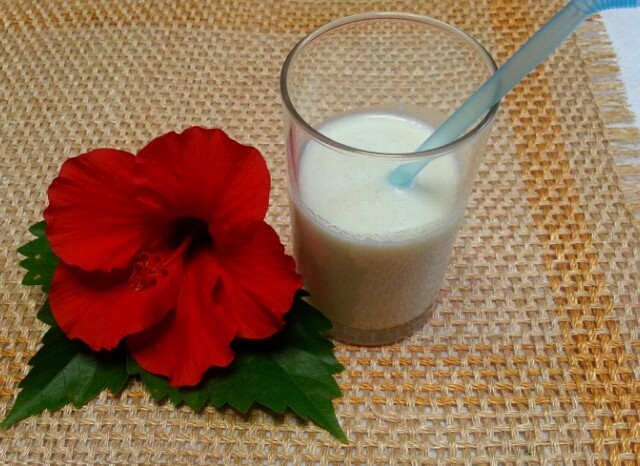 ココナッツミルク  ドリンク&タピオカの画像