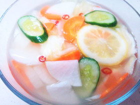 汁ごと味わう☆大根と梨の水キムチ