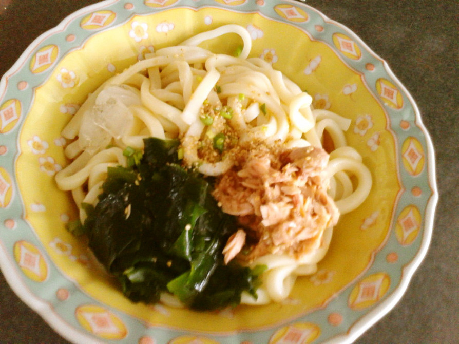 簡単おいしい☆ツナわかめの冷やしうどん♪の画像