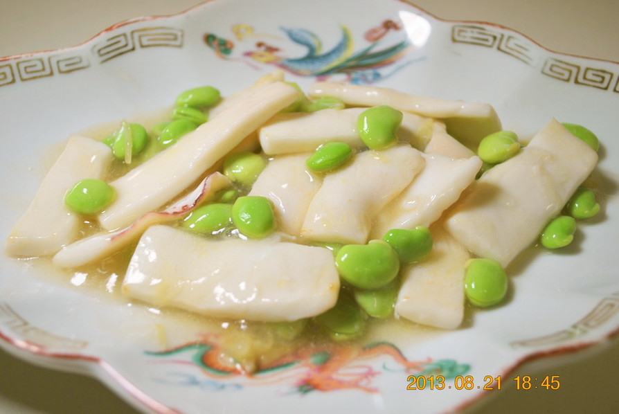 簡単中華♪　いかと枝豆の炒め物の画像
