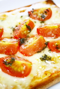 ランチに♡プチトマトWチーズピザトースト
