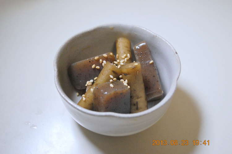 シンプル 牛蒡と蒟蒻の煮物 レシピ 作り方 By Mielle クックパッド 簡単おいしいみんなのレシピが352万品