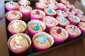 ふわふわシフォンフカップケーキ