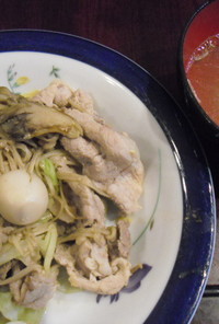 豚と野菜の味噌炒め+スープ　簡単だもん！