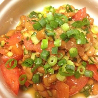 サラサラと食べれる粘らないトマト納豆の写真
