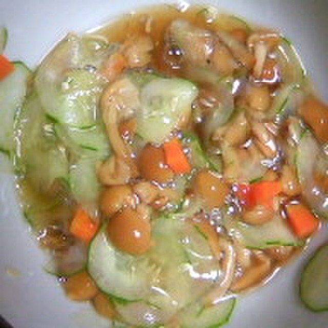 あと一品 なめこのめんつゆ和え レシピ 作り方 By Ja2136 クックパッド 簡単おいしいみんなのレシピが353万品