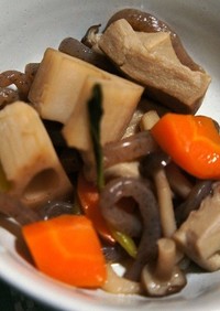 高野豆腐とこんにゃくの煮物