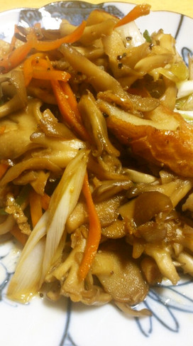 簡単♪まいたけと竹輪のバター醤油炒め♪