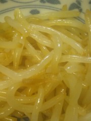 ☆節約☆ポリ袋deもやしのポン酢漬けの写真