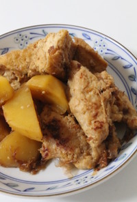 鶏ミンチ＋塩麹deじゃが芋と厚揚げの煮物