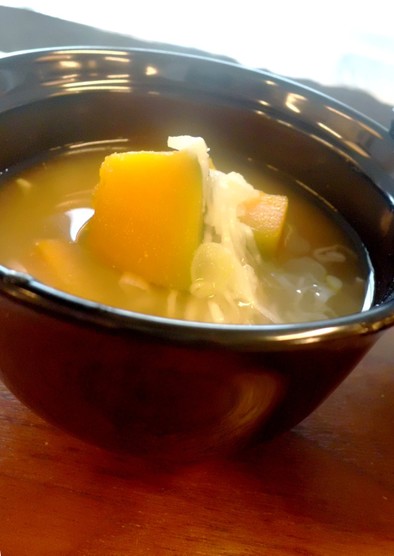 南瓜と長葱の味噌汁の写真