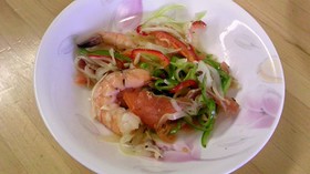 シーフードと香味野菜のガーリックマリネ