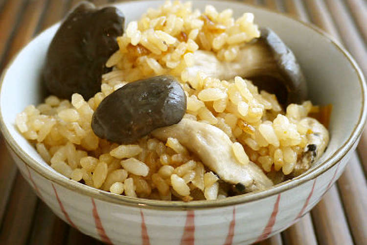 簡単 霜降ひらたけの炊き込みご飯 レシピ 作り方 By 梅ミッキー クックパッド 簡単おいしいみんなのレシピが364万品