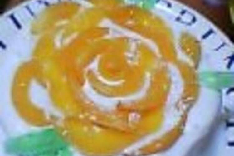 黄桃で大輪のバラケーキ レシピ 作り方 By おかぁしゃん クックパッド