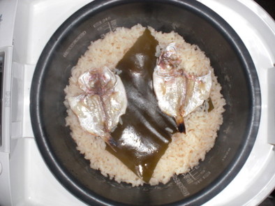 真鯛の炊き込みご飯の写真