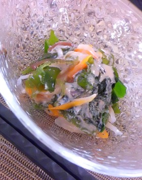 海藻サラダのくるみ酢味噌