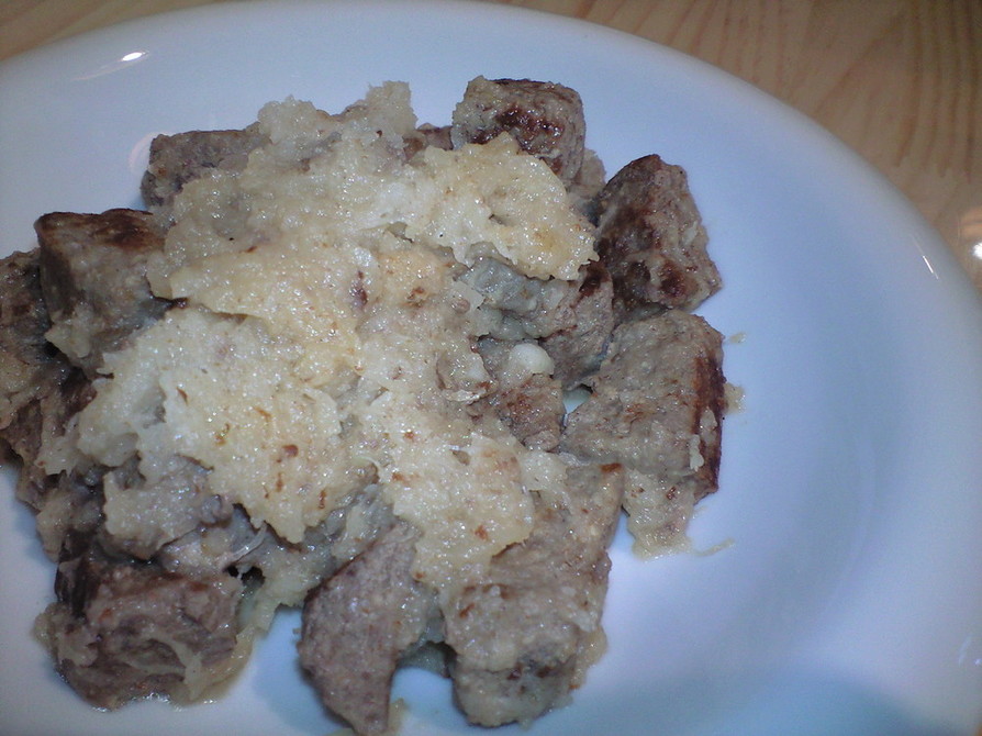 成型肉のサイコロステーキ×大根おろしの画像