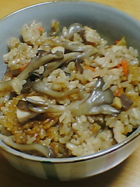 ◎舞茸たっぷり炊き込みご飯