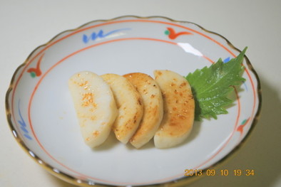 蒲鉾のバター醤油炒めの写真
