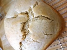 ＨＢ発芽玄米ペースト入りふわもち食パンの画像