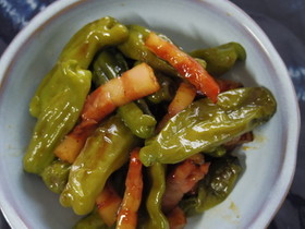 ししとうとベーコンの甘辛煮